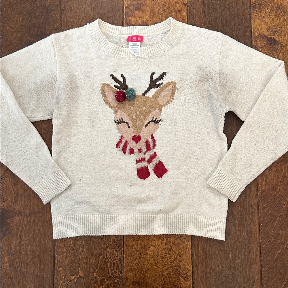 Zunie Girls Cream Sweater with Reindeer Design